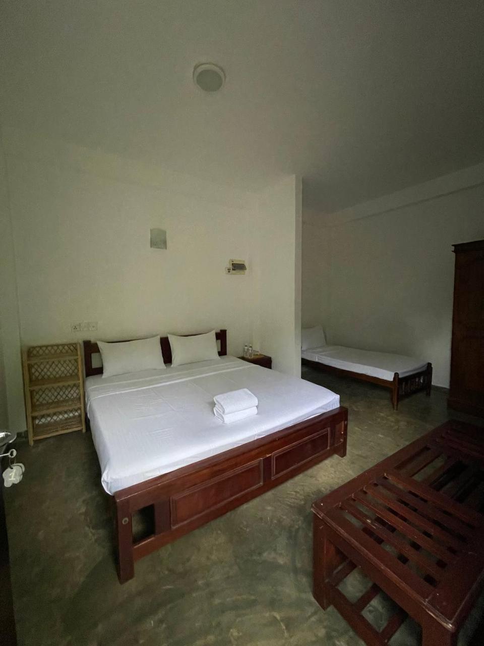 Riverside Cabanas Mirissa Exterior foto